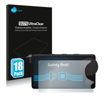 Face avant d’un emballage produit avec le logo de la marque Savvies. À côté, l’appareil Spotify Car Thing est représenté avec 