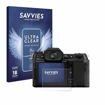 Face avant d’un emballage produit avec le logo de la marque Savvies. À côté, l’appareil Fujifilm GFX100S II est représenté ave