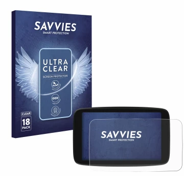 Face avant d’un emballage produit avec le logo de la marque Savvies. À côté, l’appareil TomTom Go Navigator 7 (2ème génération