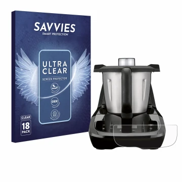 Face avant d’un emballage produit avec le logo de la marque Savvies. À côté, l’appareil SilverCrest Monsieur Cuisine compact e