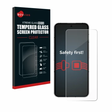 Face avant d’un emballage produit avec le logo de la marque Savvies. À côté, l’appareil Nothing Phone (2) est représenté avec 