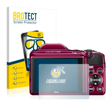 Face avant d’un emballage produit avec le logo de la marque BROTECT. À côté, l’appareil Nikon Coolpix L830 est représenté avec