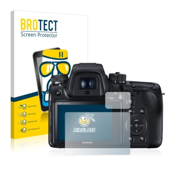 Face avant d’un emballage produit avec le logo de la marque BROTECT. À côté, l’appareil Samsung NX1 est représenté avec la pro