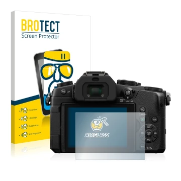Face avant d’un emballage produit avec le logo de la marque BROTECT. À côté, l’appareil Panasonic Lumix DMC-G81 est représenté