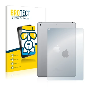 Face avant d’un emballage produit avec le logo de la marque BROTECT. À côté, l’appareil Apple iPad 9.7