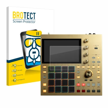 Face avant d’un emballage produit avec le logo de la marque BROTECT. À côté, l’appareil Akai MPC One est représenté avec la pr