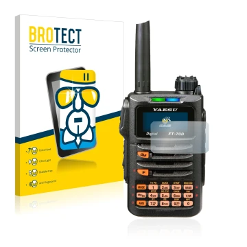 Face avant d’un emballage produit avec le logo de la marque BROTECT. À côté, l’appareil Yaesu FT-70DR est représenté avec la p