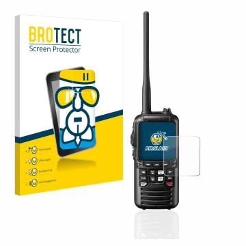 Face avant d’un emballage produit avec le logo de la marque BROTECT. À côté, l’appareil Standard Horizon HX890 est représenté 