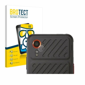 Face avant d’un emballage produit avec le logo de la marque BROTECT. À côté, l’appareil Samsung Galaxy XCover 7 (Caméra UNIQUE