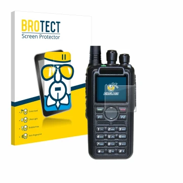 Face avant d’un emballage produit avec le logo de la marque BROTECT. À côté, l’appareil AnyTone AT-D878UV II Plus est représen