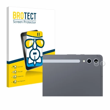 Face avant d’un emballage produit avec le logo de la marque BROTECT. À côté, l’appareil Samsung Galaxy Tab S10 Plus WiFi (Camé