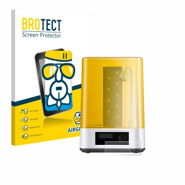 Face avant d’un emballage produit avec le logo de la marque BROTECT. À côté, l’appareil Anycubic Wash & Cure 3 est représenté 