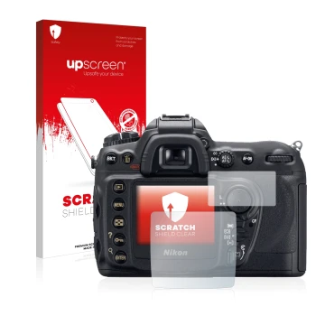 Face avant d’un emballage produit avec le logo de la marque upscreen. À côté, l’appareil Nikon D200 est représenté avec la pro