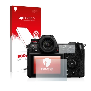 Face avant d’un emballage produit avec le logo de la marque upscreen. À côté, l’appareil Panasonic Lumix DC-S1R est représenté