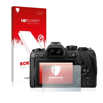 Face avant d’un emballage produit avec le logo de la marque upscreen. À côté, l’appareil Olympus OM-D E-M1 Mark III est représ