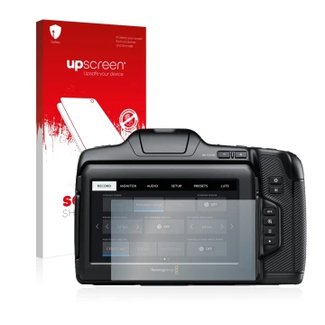 Face avant d’un emballage produit avec le logo de la marque upscreen. À côté, l’appareil Blackmagic Pocket Cinema Camera 6K Pr