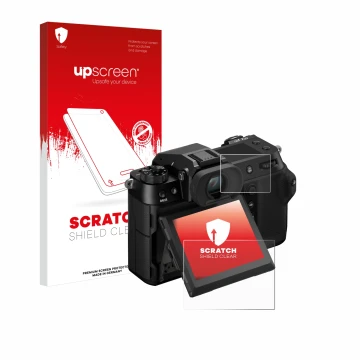 Face avant d’un emballage produit avec le logo de la marque upscreen. À côté, l’appareil Fujifilm GFX100S II (Affichage + affi