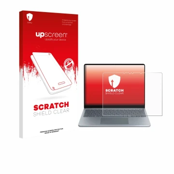 Face avant d’un emballage produit avec le logo de la marque upscreen. À côté, l’appareil Microsoft Surface Laptop 13