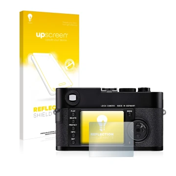Face avant d’un emballage produit avec le logo de la marque upscreen. À côté, l’appareil Leica M8 est représenté avec la prote