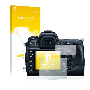 Face avant d’un emballage produit avec le logo de la marque upscreen. À côté, l’appareil Nikon D300 est représenté avec la pro