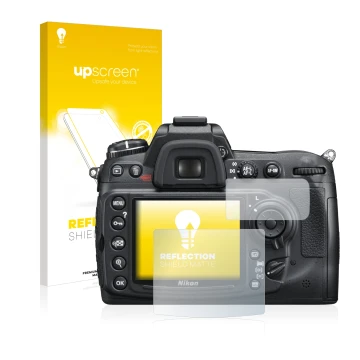 Face avant d’un emballage produit avec le logo de la marque upscreen. À côté, l’appareil Nikon D300S est représenté avec la pr