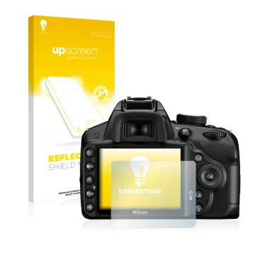 Face avant d’un emballage produit avec le logo de la marque upscreen. À côté, l’appareil Nikon D3200 est représenté avec la pr