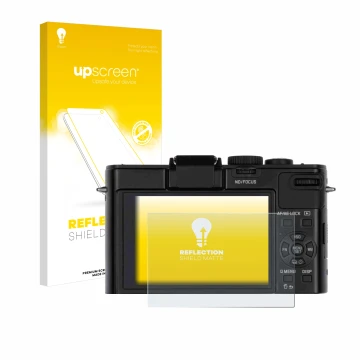 Face avant d’un emballage produit avec le logo de la marque upscreen. À côté, l’appareil Leica D-Lux 6 est représenté avec la 
