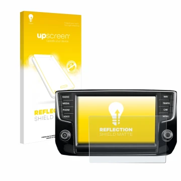 Face avant d’un emballage produit avec le logo de la marque upscreen. À côté, l’appareil Volkswagen Passat 2015 Discover Pro 8