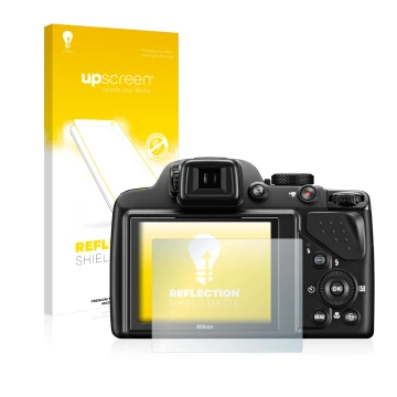 Face avant d’un emballage produit avec le logo de la marque upscreen. À côté, l’appareil Nikon Coolpix P530 est représenté ave