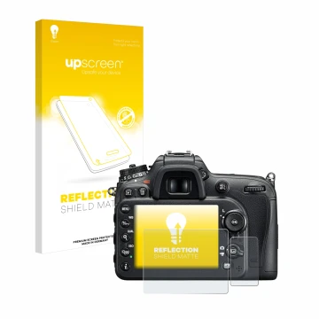 Face avant d’un emballage produit avec le logo de la marque upscreen. À côté, l’appareil Nikon D7200 est représenté avec la pr