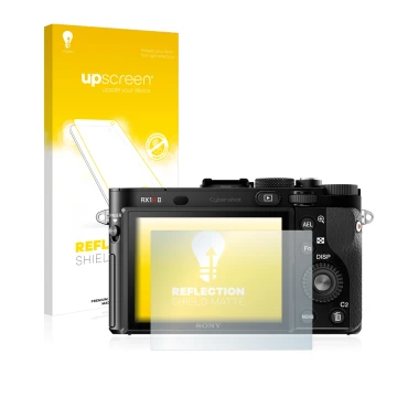 Face avant d’un emballage produit avec le logo de la marque upscreen. À côté, l’appareil Sony Cyber-Shot DSC-RX1R II est repré
