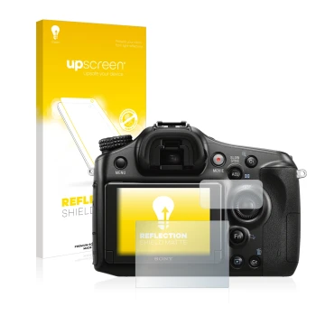 Face avant d’un emballage produit avec le logo de la marque upscreen. À côté, l’appareil Sony Alpha 68 est représenté avec la 