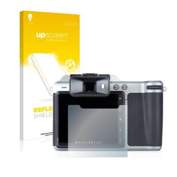 Face avant d’un emballage produit avec le logo de la marque upscreen. À côté, l’appareil Hasselblad X1D-50c est représenté ave