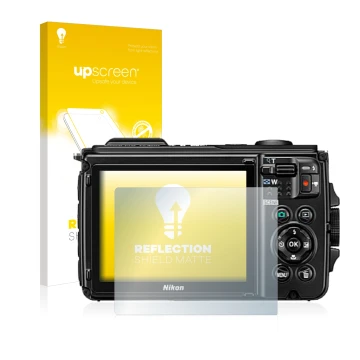 Face avant d’un emballage produit avec le logo de la marque upscreen. À côté, l’appareil Nikon Coolpix W300 est représenté ave
