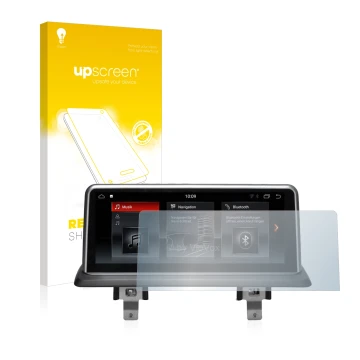 Face avant d’un emballage produit avec le logo de la marque upscreen. À côté, l’appareil BMW 1 E88 2004-2013 VioVox 8251 10.25