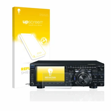 Face avant d’un emballage produit avec le logo de la marque upscreen. À côté, l’appareil Yaesu FT-DX101D est représenté avec l