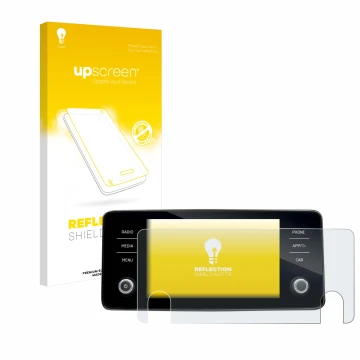 Face avant d’un emballage produit avec le logo de la marque upscreen. À côté, l’appareil Skoda Bolero 2020 Infotainment System