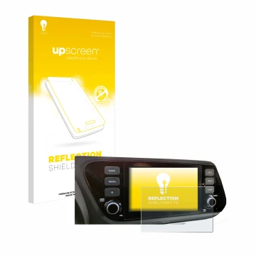 Face avant d’un emballage produit avec le logo de la marque upscreen. À côté, l’appareil Hyundai i20 2020 8