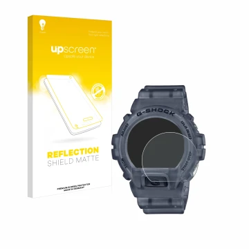 Face avant d’un emballage produit avec le logo de la marque upscreen. À côté, l’appareil Casio G-Shock DW-6900 est représenté 