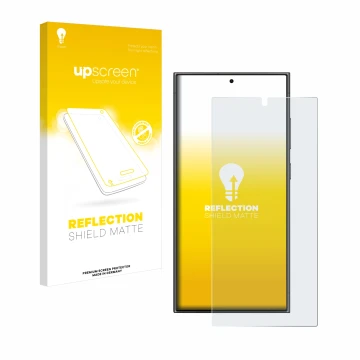 Face avant d’un emballage produit avec le logo de la marque upscreen. À côté, l’appareil Samsung Galaxy S24 Ultra (case-friend