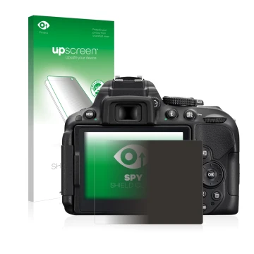 Face avant d’un emballage produit avec le logo de la marque upscreen. À côté, l’appareil Nikon D5300 est représenté avec la pr