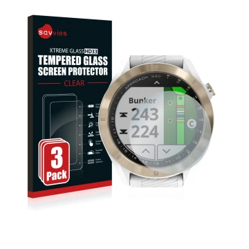 Face avant d’un emballage produit avec le logo de la marque Savvies. À côté, l’appareil Garmin Approach S40 est représenté ave