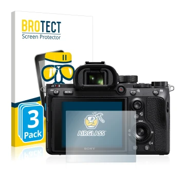 Face avant d’un emballage produit avec le logo de la marque BROTECT. À côté, l’appareil Sony Alpha 7R III est représenté avec 