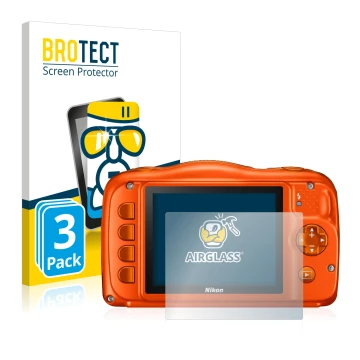 Face avant d’un emballage produit avec le logo de la marque BROTECT. À côté, l’appareil Nikon Coolpix W150 est représenté avec