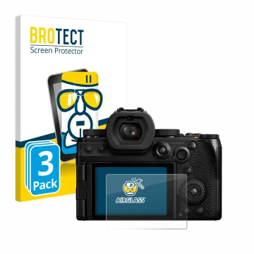 Face avant d’un emballage produit avec le logo de la marque BROTECT. À côté, l’appareil Panasonic Lumix DC-S5II est représenté