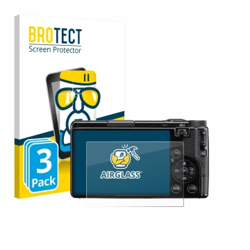 Face avant d’un emballage produit avec le logo de la marque BROTECT. À côté, l’appareil Ricoh GR IV HDF 2025 est représenté av