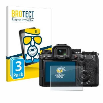 Face avant d’un emballage produit avec le logo de la marque BROTECT. À côté, l’appareil Sony Alpha 1 II (ILCE1M2B) est représe