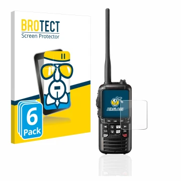 Face avant d’un emballage produit avec le logo de la marque BROTECT. À côté, l’appareil Standard Horizon HX890 est représenté 