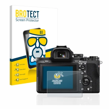 Face avant d’un emballage produit avec le logo de la marque BROTECT. À côté, l’appareil Sony Alpha 7 II (ILCE-7M2) est représe