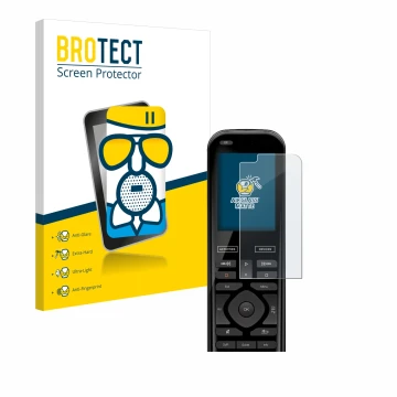 Face avant d’un emballage produit avec le logo de la marque BROTECT. À côté, l’appareil Logitech Harmony 950 est représenté av